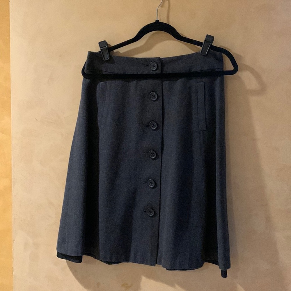 Banana Republic button down A- line skirt with pockets size 8